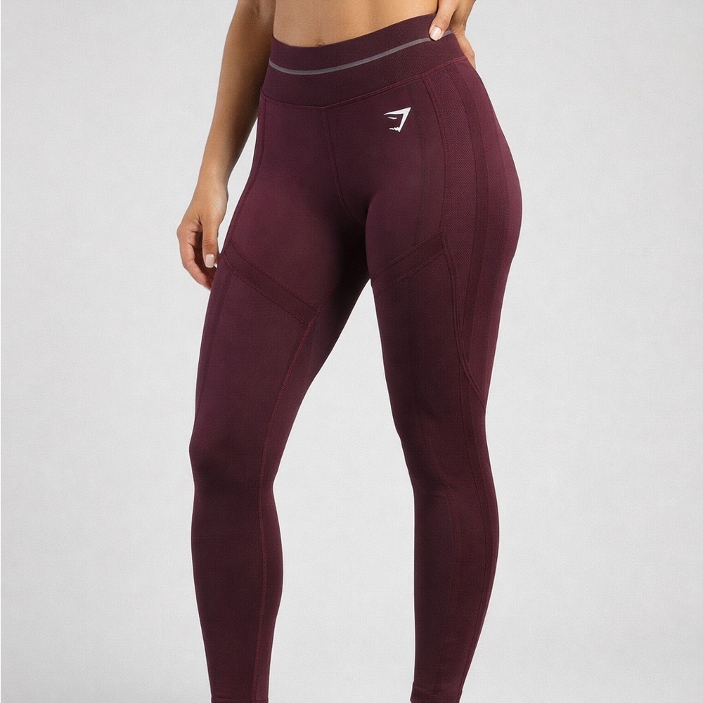 Gymshark Embody Leggings – Cherry Purple– Women’s Small NWT